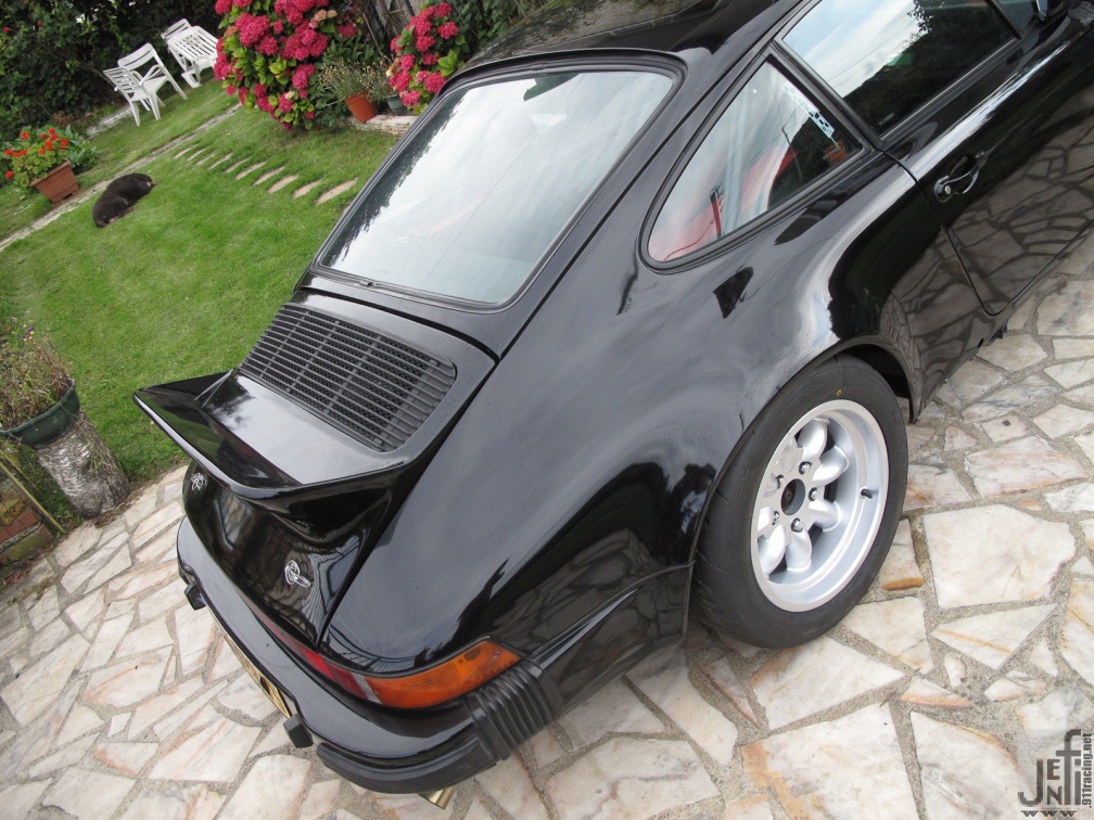 Porsche 911 Carrera 1988 - Minilite 